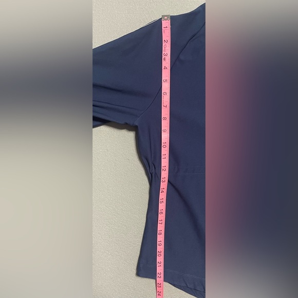 Nike Dri Fit Women’s Golf Pullover 1/2 Zip With Drawstring size L - Picture 3 of 7